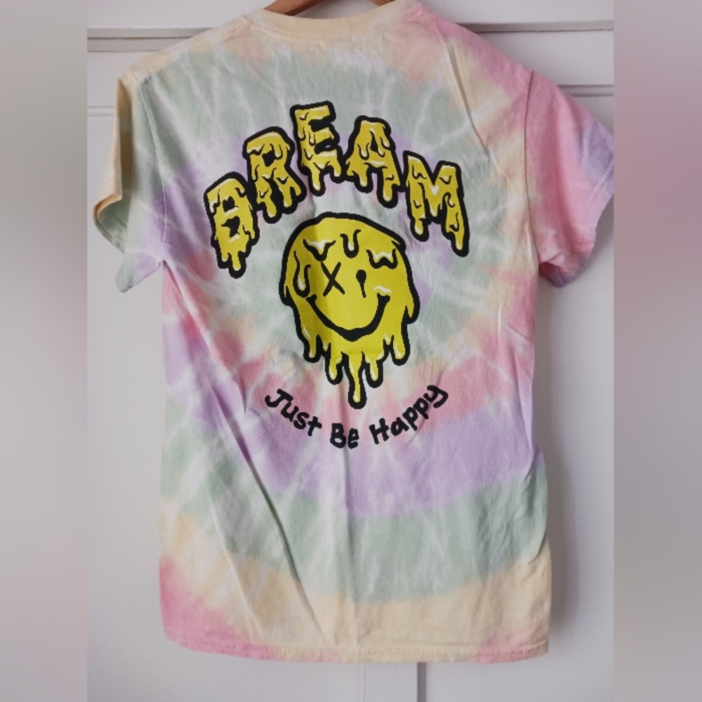 Tie Dye "Just Be Happy" T-Shirt
